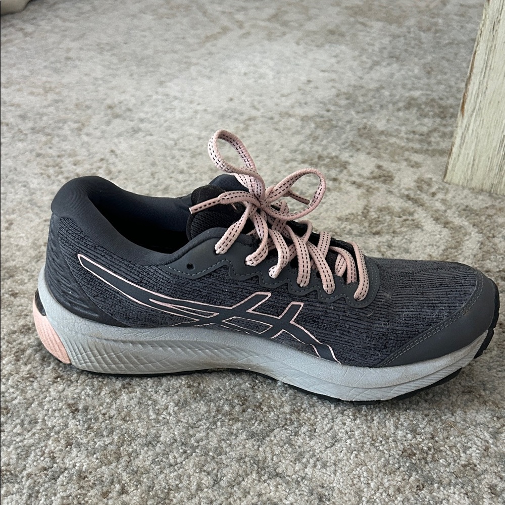 ASICS Women's goretex gel cumulus Athletic Shoes - Gray and Pink - Picture 6 of 9